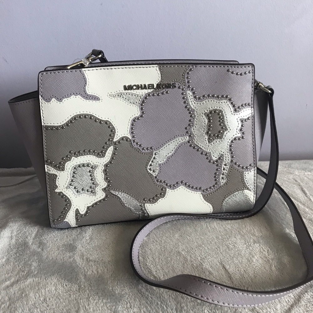 BRAND NEW Michael Michael Kors purse